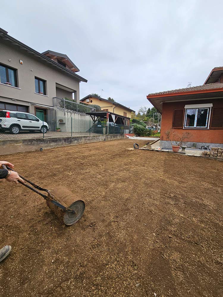 opere esterne come pavimenti in autobloccanti-cordoli-piastrelloni-Gres00005